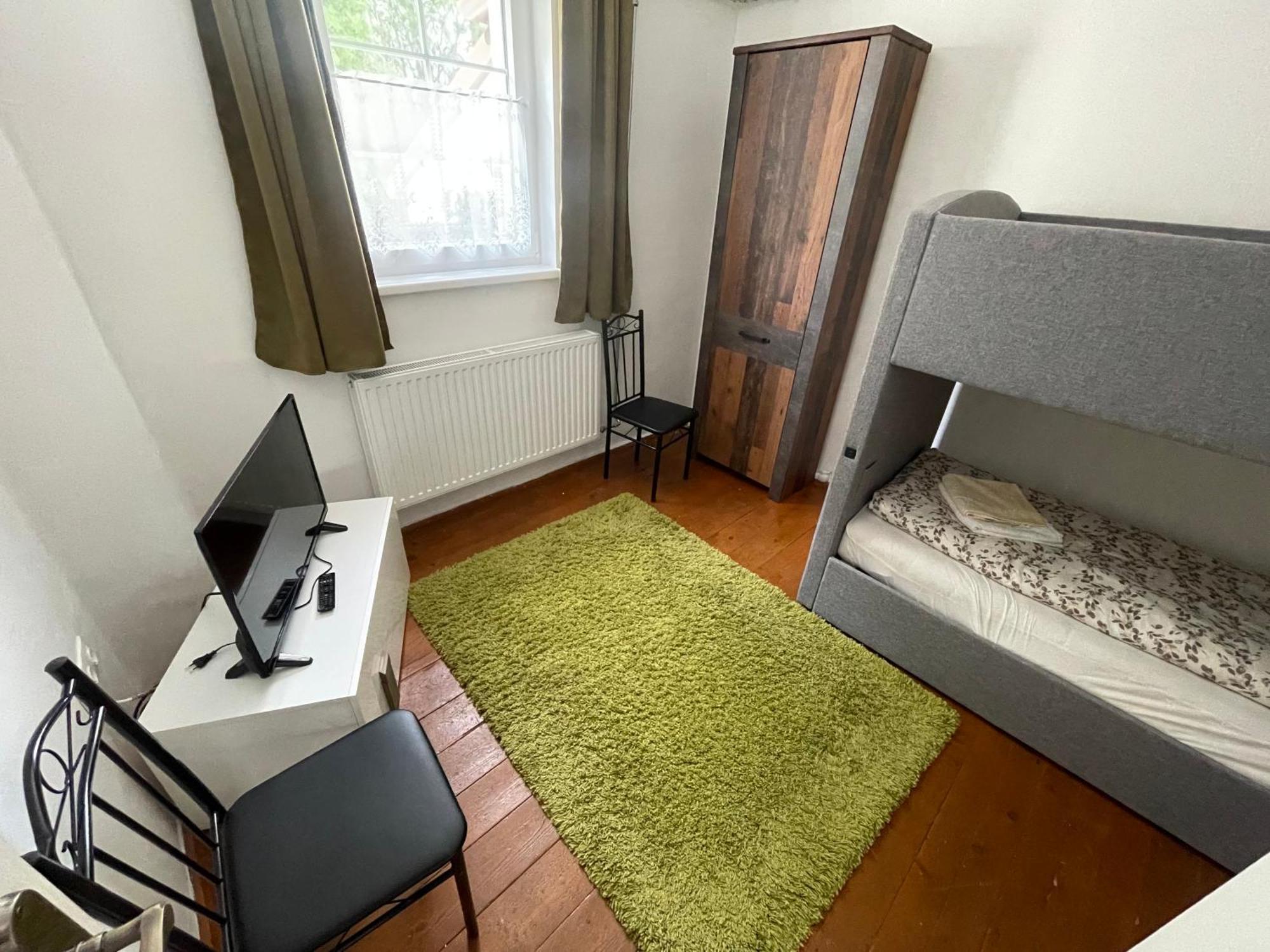 Hidlab Apartman Kimle ภายนอก รูปภาพ